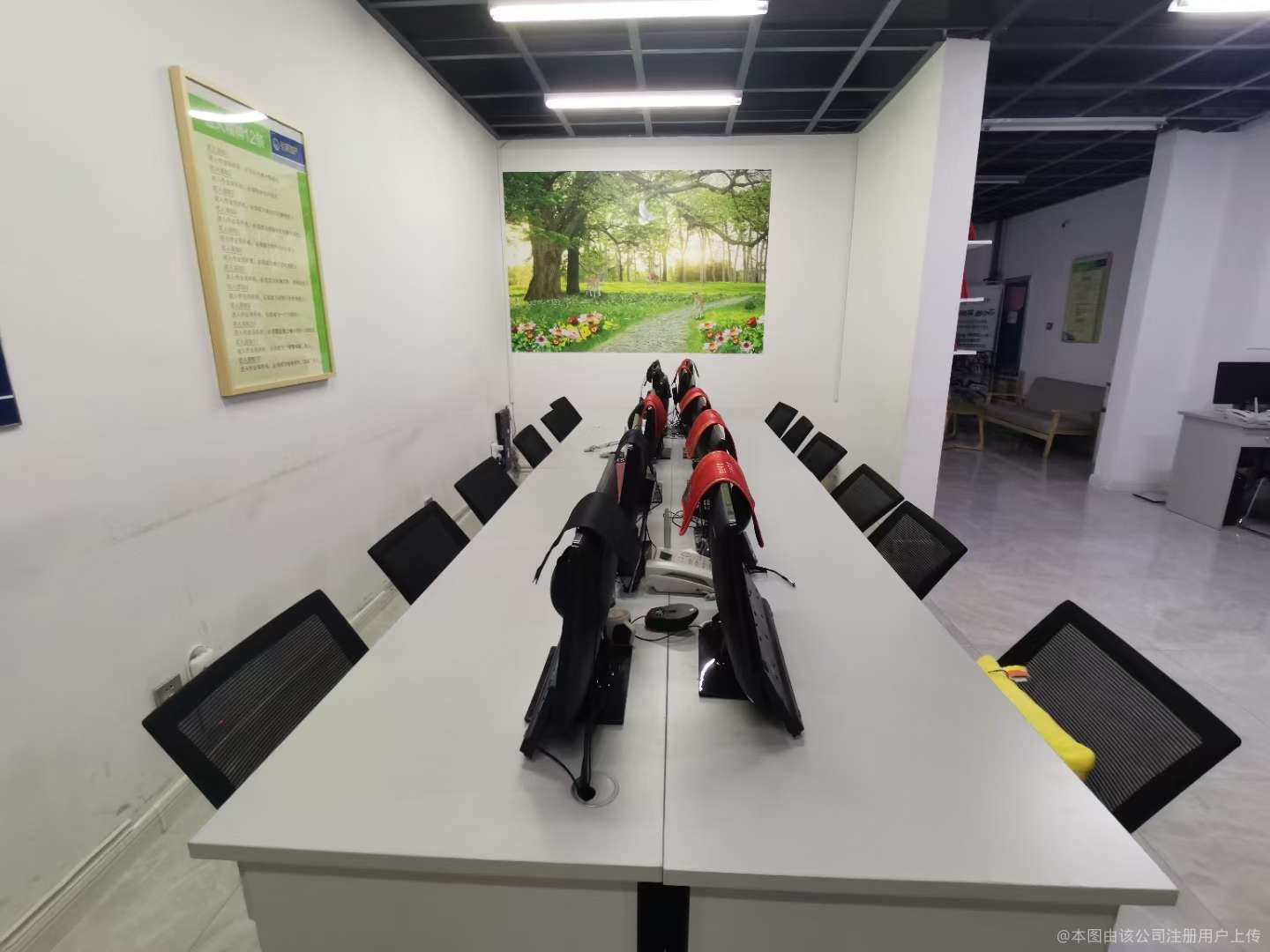 專業(yè)房產(chǎn)信息咨詢服務 瑞港為您的購房決策保駕護航