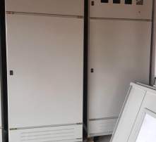 高清圖片下的工業插座 構造、應用與選購指南